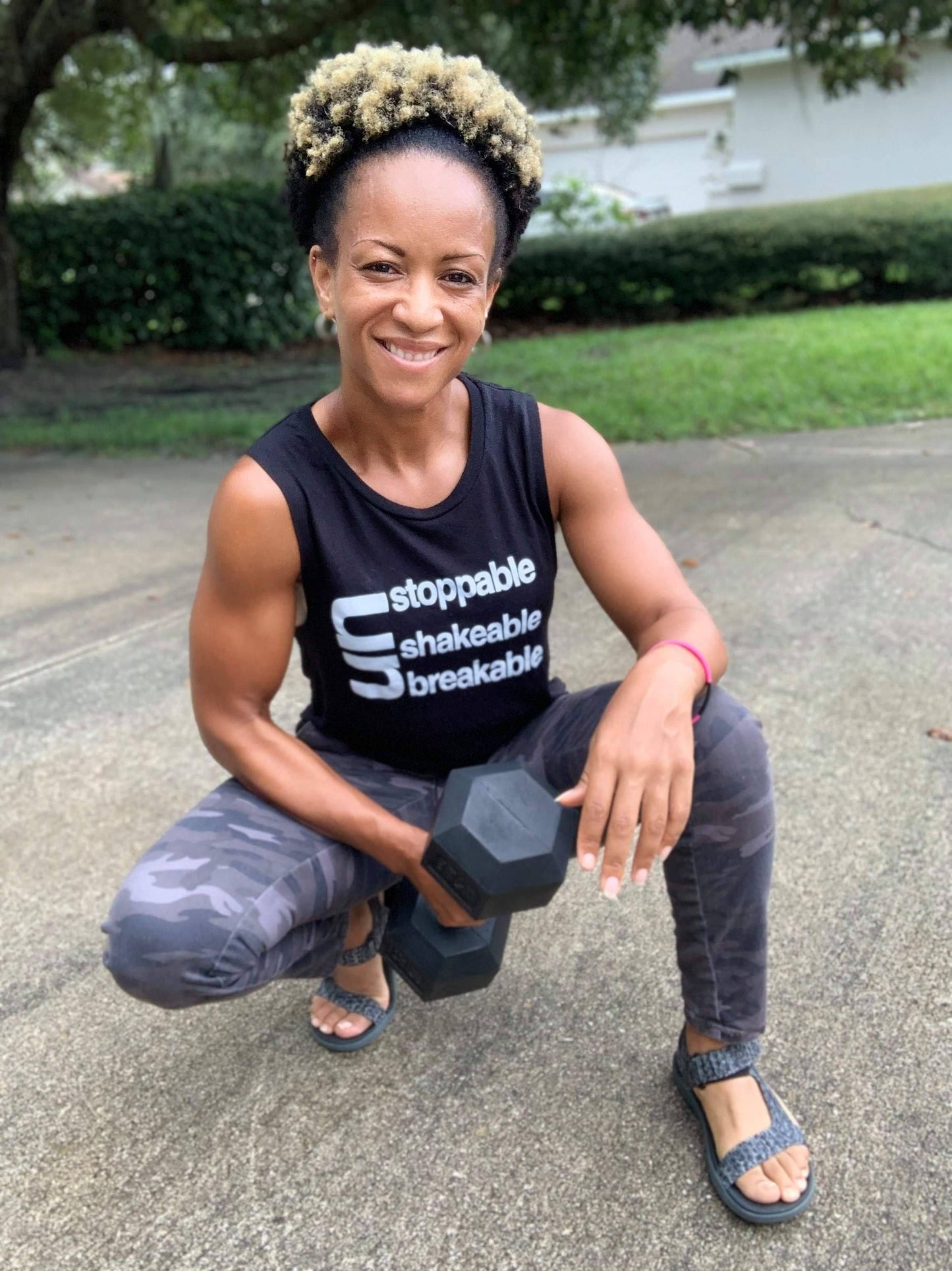 Un Stoppable - Shakable - Breakable Muscle Tank Muscle Tank Bella Canva